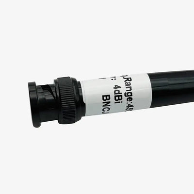 Detalle conector BNC de antena UHF para radios RTK