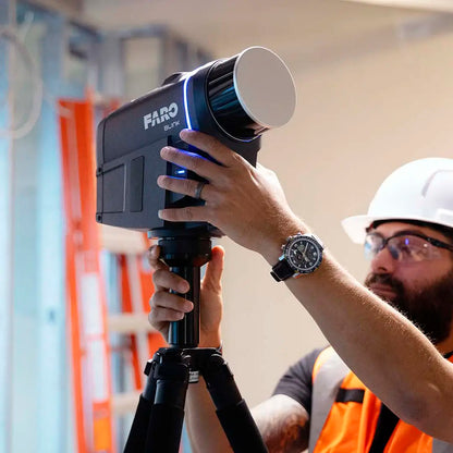 Uso del FARO Blink para capturar espacios interiores con escaneo 3D en color
