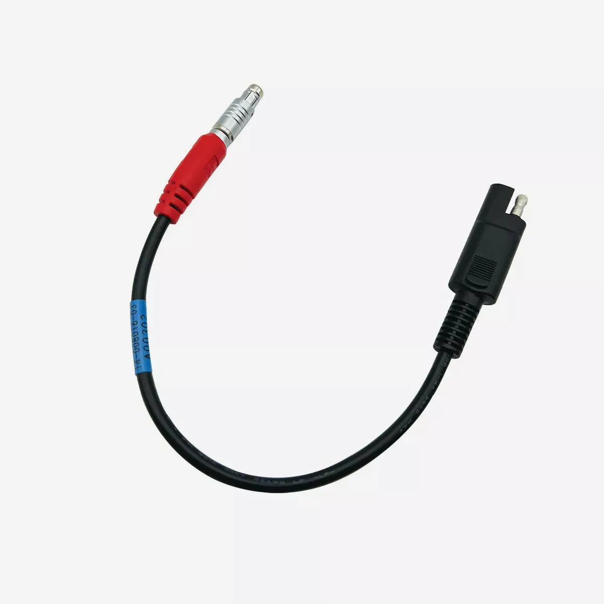 Detalle del conector SAE de 2 pines del cable de alimentación A00302.